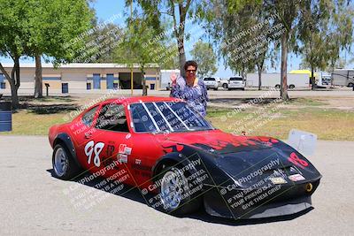 media/Jun-05-2022-CalClub SCCA (Sun) [[19e9bfb4bf]]/Around the Pits/